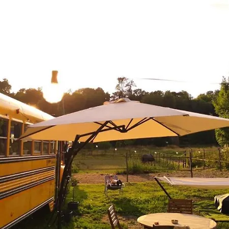 Luksustelt The School Bus *